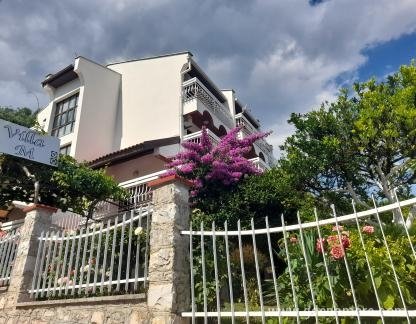 Villa M, Magán szállás a községben Bijela, Montenegró - eksterijer 3